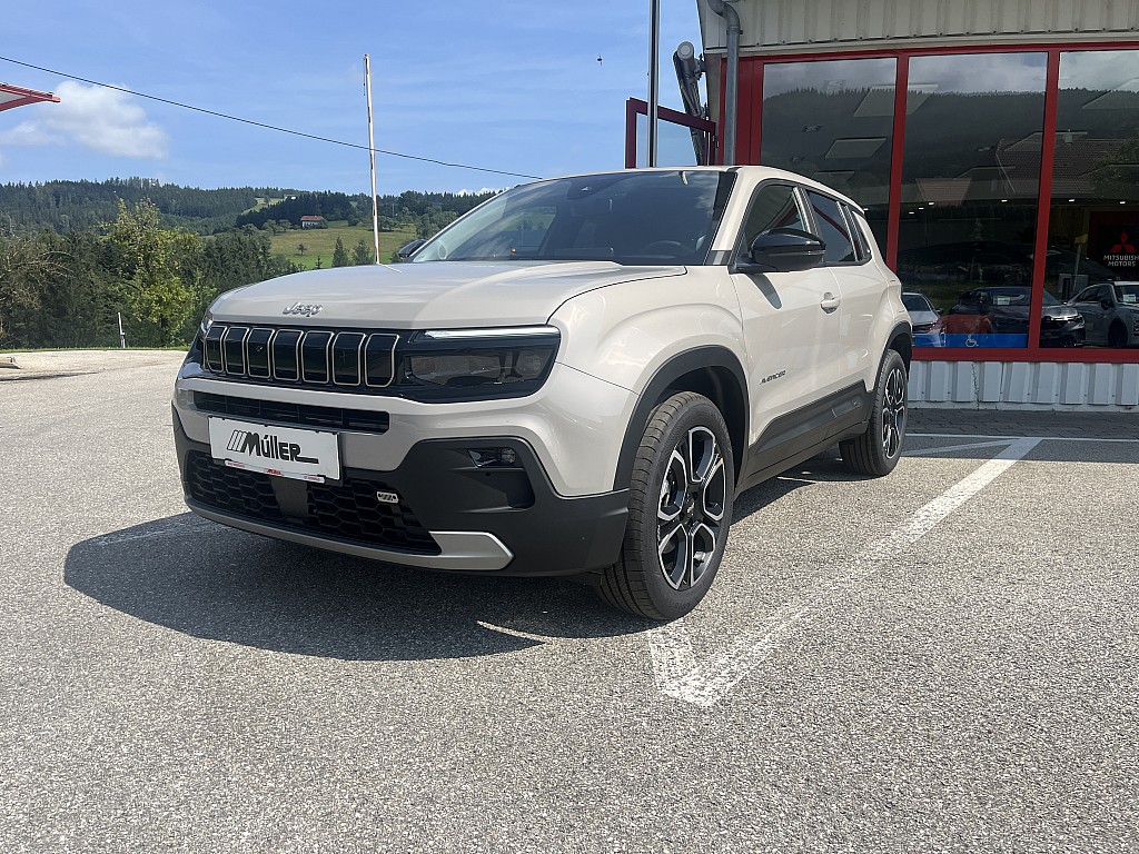 Jeep Avenger 1.2 e-Hybrid Altitude e-DCT6 bei  Müller Kraftfahrzeug GmbH in 