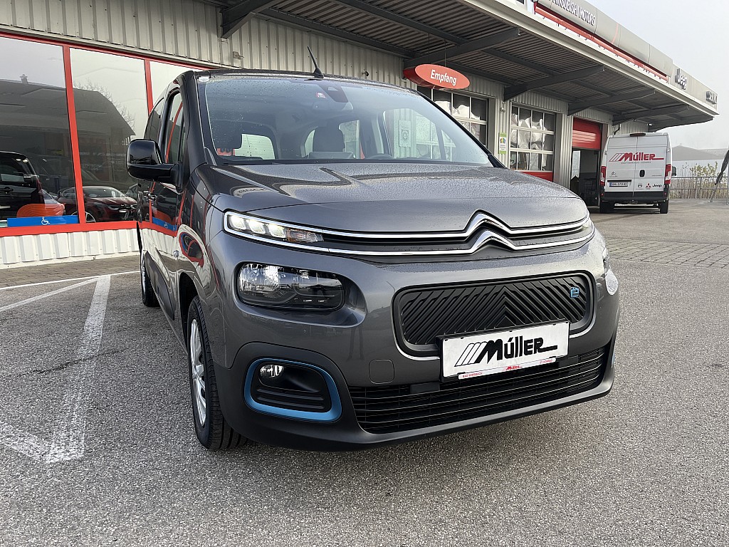 Citroën e-Berlingo Batterie 50 kWh Feel XL bei  Müller Kraftfahrzeug GmbH in 