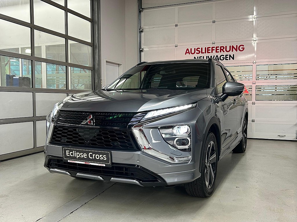 Mitsubishi Eclipse Cross 2,4 PHEV 4WD Diamond CVT Aut. bei  Müller Kraftfahrzeug GmbH in 